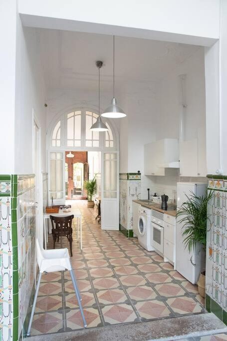 4 - Acogedora Habitacion Junto A Ruzafa Con Bano Privado Y Aire Acondicionado Valencie Exteriér fotografie